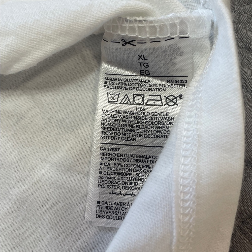 *3 for $10* Old Navy Soft Washed Bunny White Tee XL - Picture 3 of 6